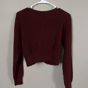 Sweater with Crossback